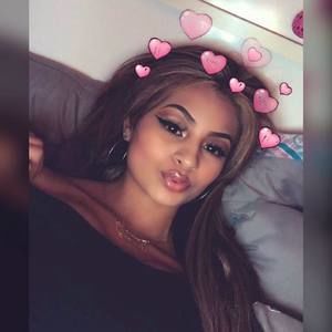 Meet your Posher, Janely